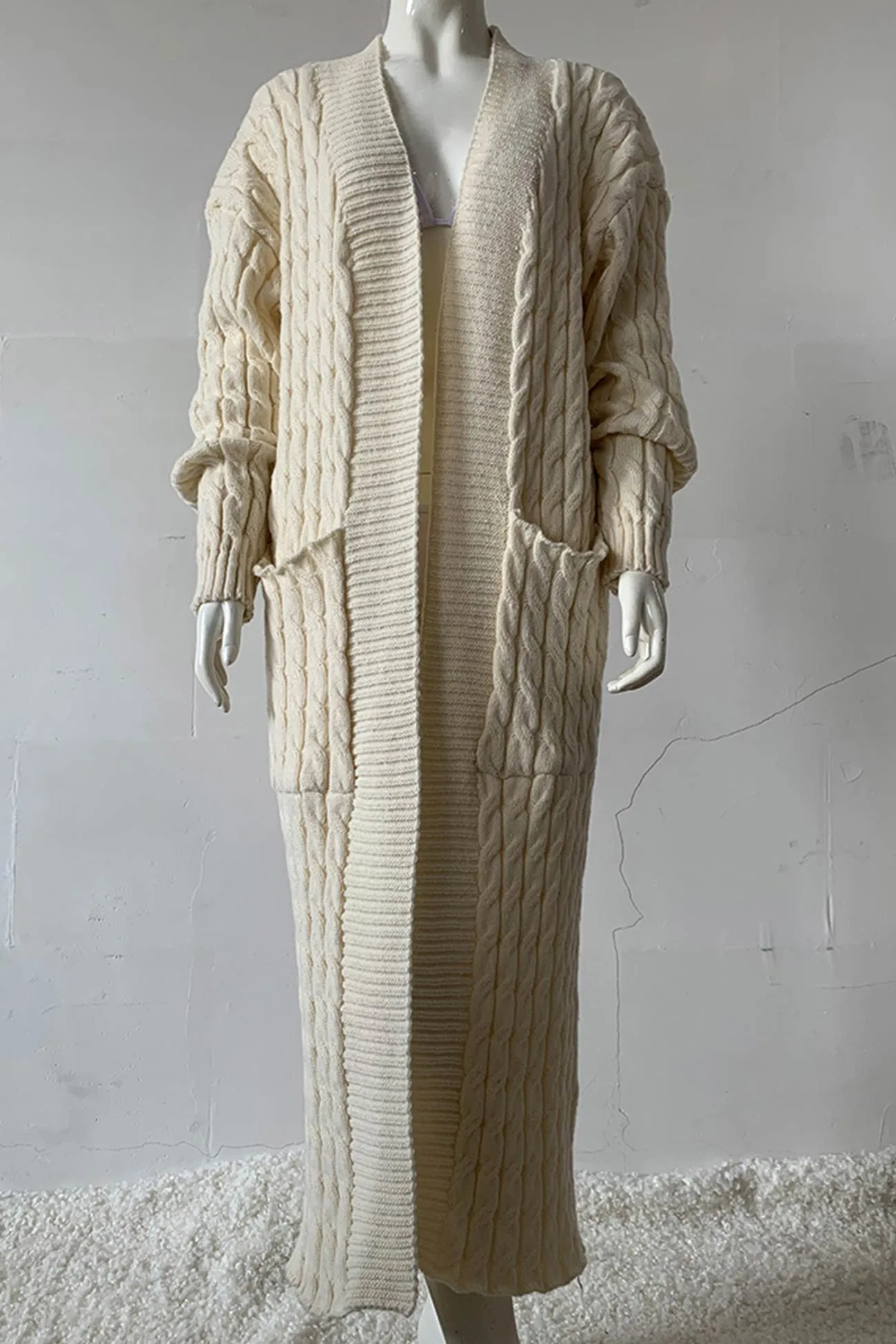 Pocketed Cable Knit Long Cardigan